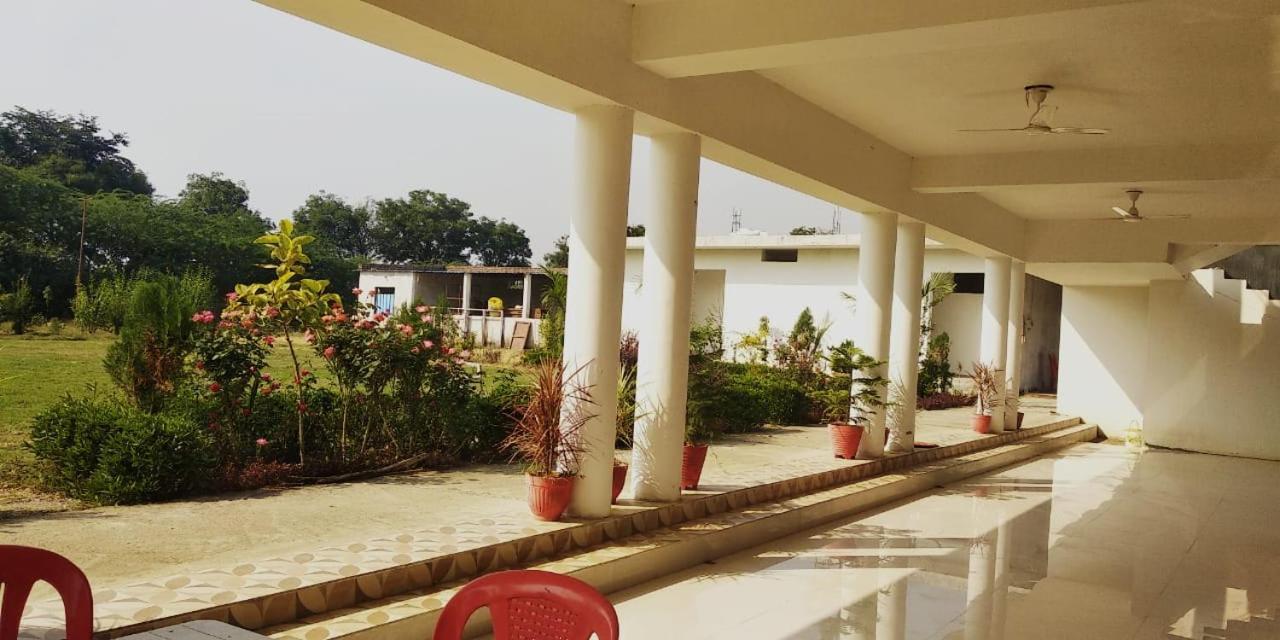 Radha Rani Mahal Khajuraho Hotel Luaran gambar