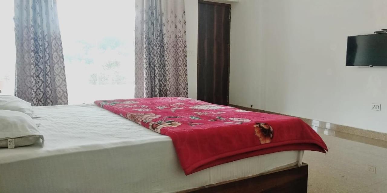 Radha Rani Mahal Khajuraho Hotel Luaran gambar