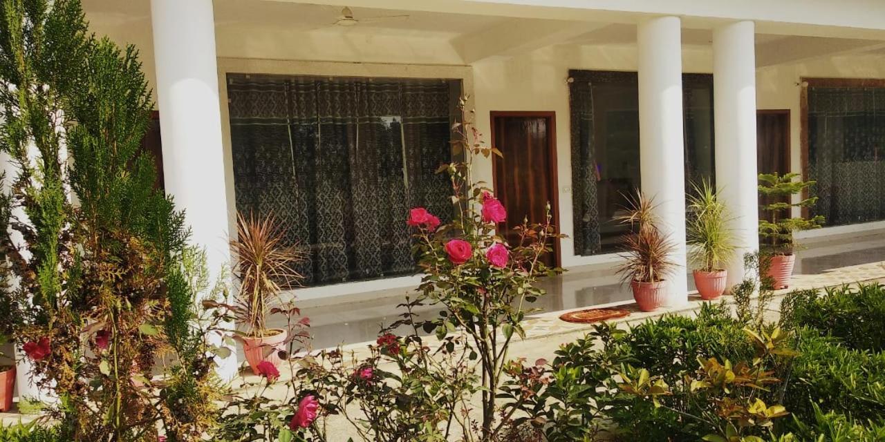Radha Rani Mahal Khajuraho Hotel Luaran gambar