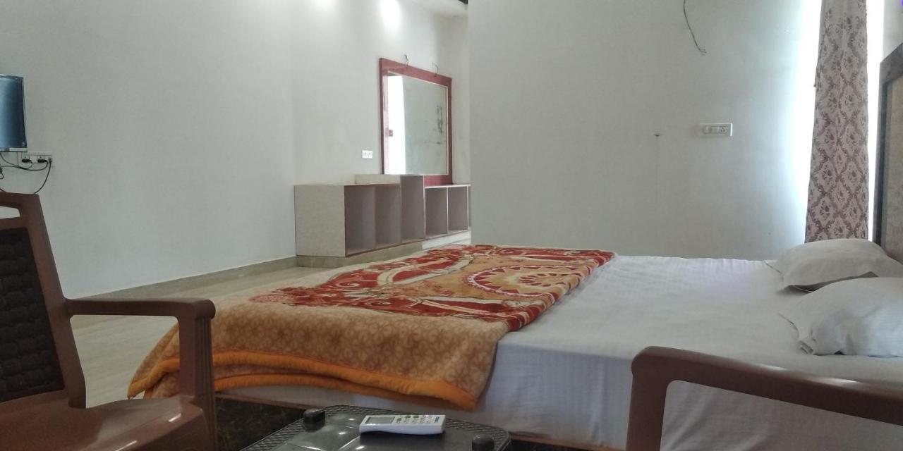 Radha Rani Mahal Khajuraho Hotel Luaran gambar